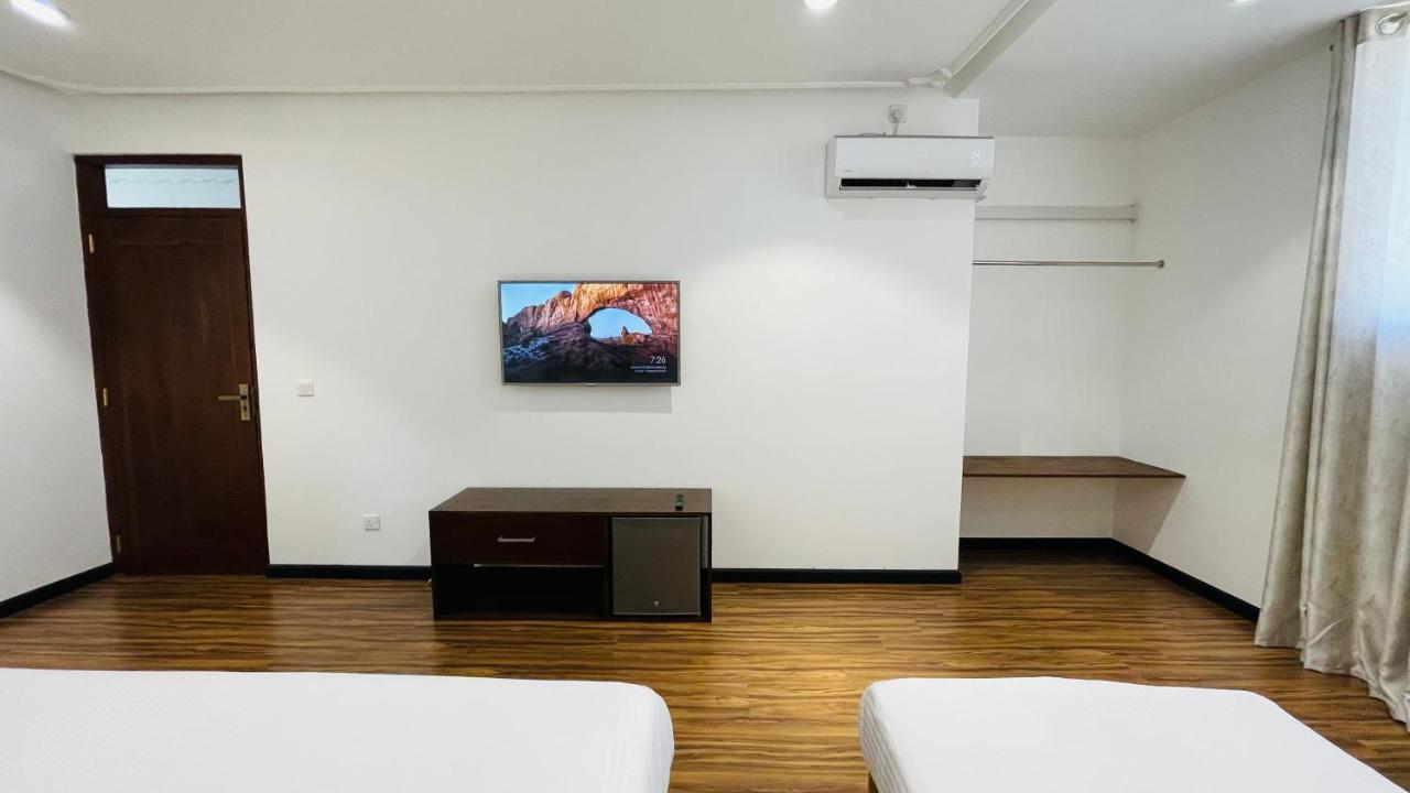 Отель Beverly Beach Мирисса Экстерьер фото